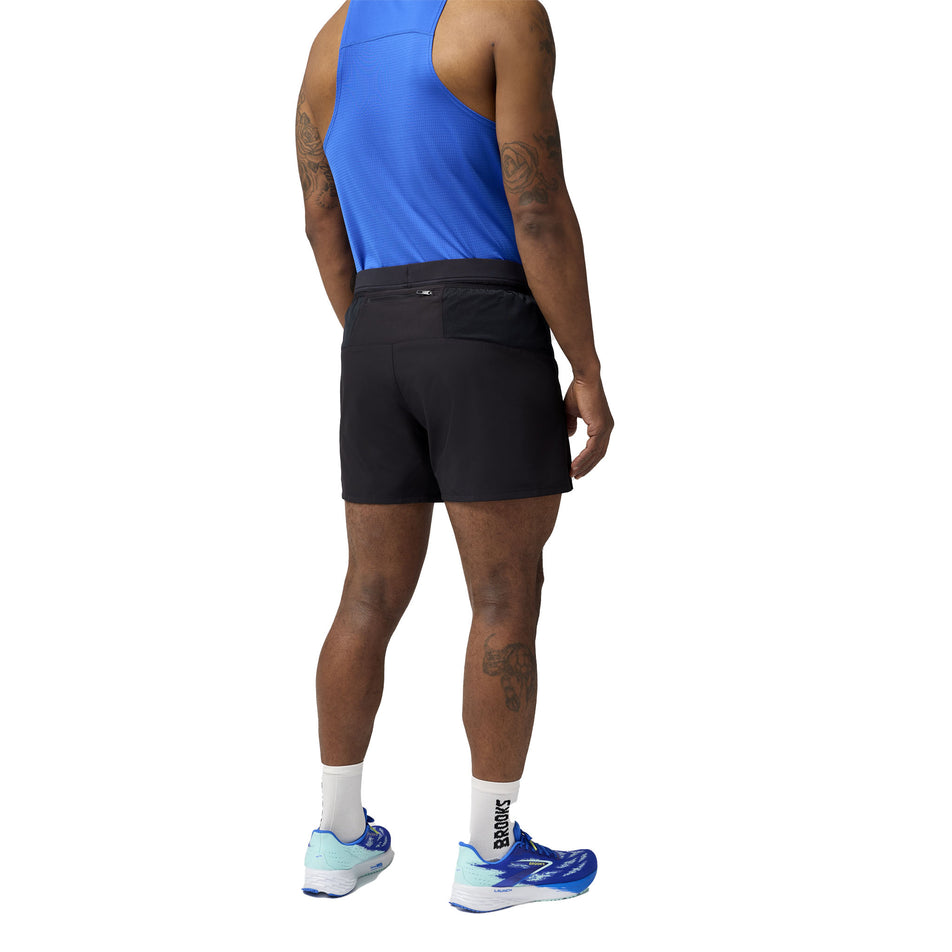 Back view of a model wearing the Brooks Men's Journey 5