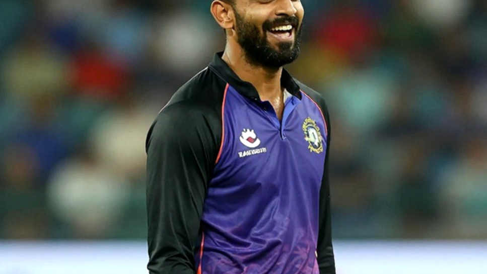 ডিজিটাল পিচের নাড়ি: এশিয়ার ক্রিকেটে ব্লকচেইনের ঢেউ আর ফাঁকা টেরেসের সাক্ষী