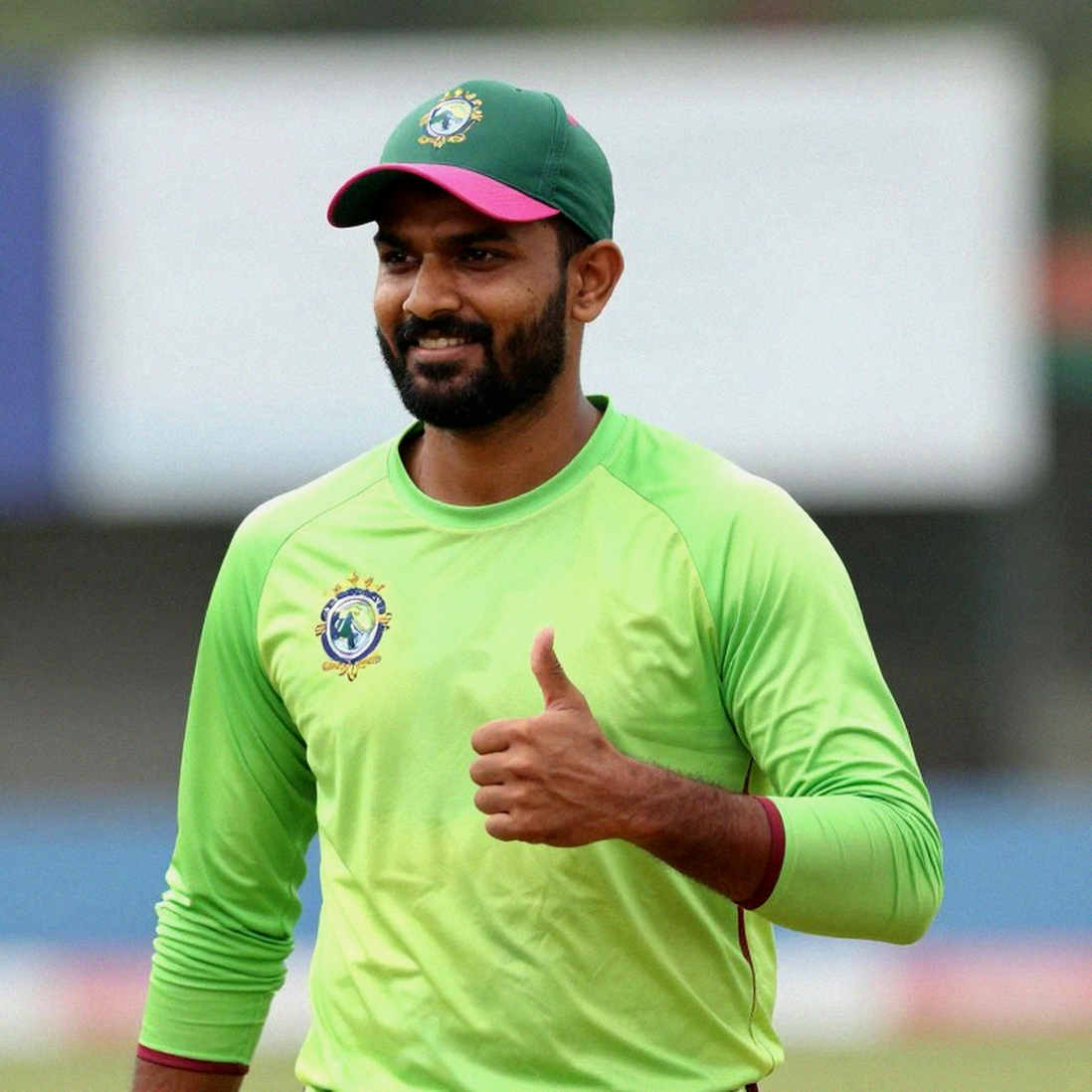 ১৮৬ বলে ২৫৩: অলিভার ডেভিসের রেকর্ড দ্বিশতক, একটি ইনিংস আর একটি মৌসুমের ফারাক