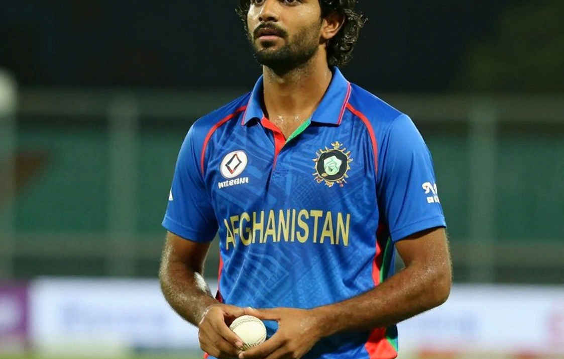 নিলামের ভাষায় লেখা চিঠি: পোলার্ডের নীরবতা আর রোলসের মূল্য